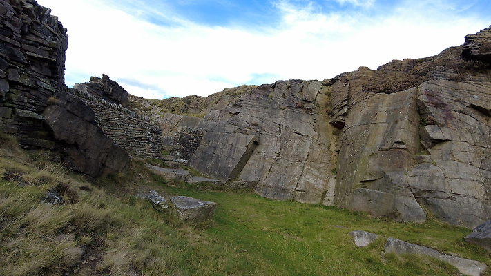 GoytWindgather033 GoytWindgather033