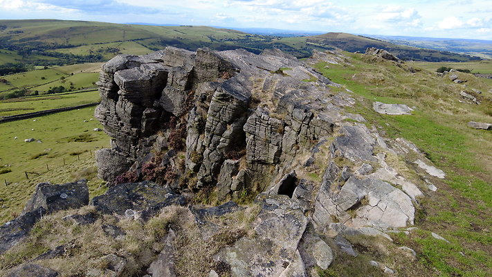 GoytWindgather017 GoytWindgather017