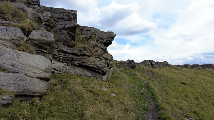 GoytWindgather001 GoytWindgather001