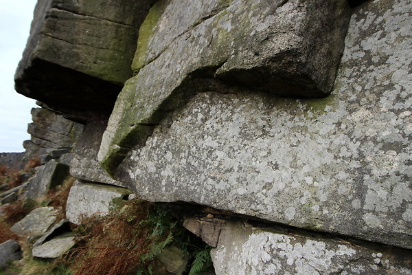 StanageEdgeRockClimbing121 StanageEdgeRockClimbing121