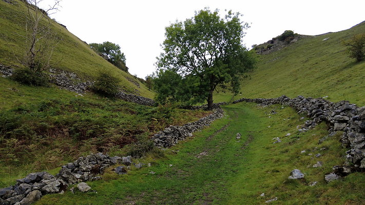 *Buxton - Lathkill Dale *Buxton - Lathkill Dale