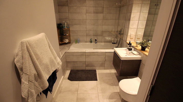 32aGeorgeLeighSt051 32aGeorgeLeighSt051