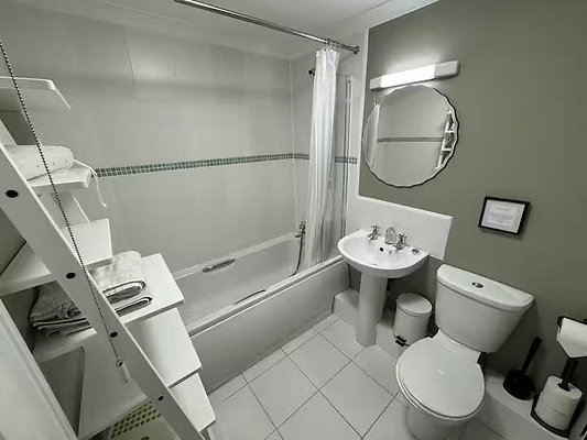 HargateHalll010 HargateHalll010