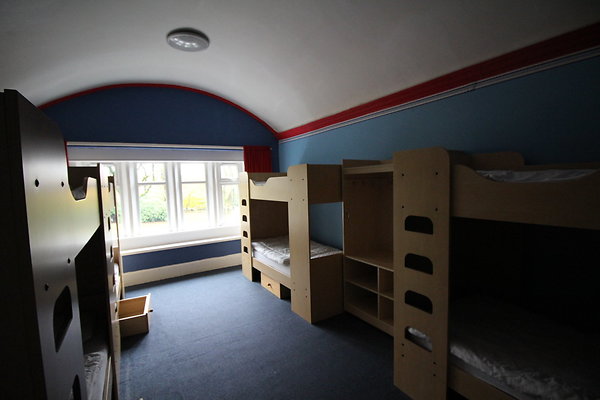 White Hall Centre069 White Hall Centre069