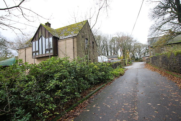 White Hall Centre031 White Hall Centre031