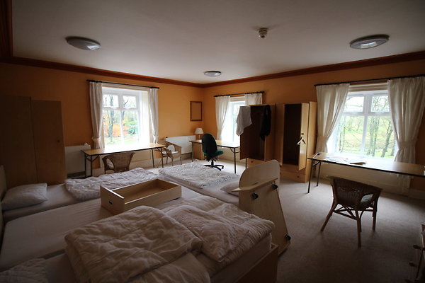 White Hall Centre066 White Hall Centre066