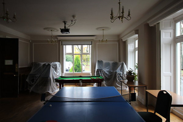 White Hall Centre090 White Hall Centre090