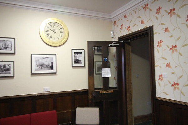 White Hall Centre099 White Hall Centre099