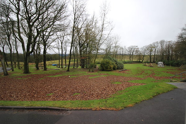 White Hall Centre092 White Hall Centre092