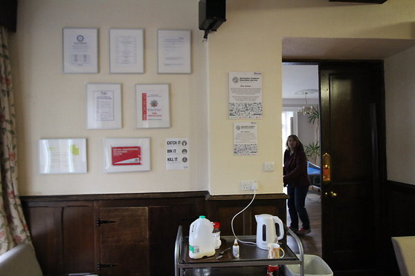 White Hall Centre098 White Hall Centre098