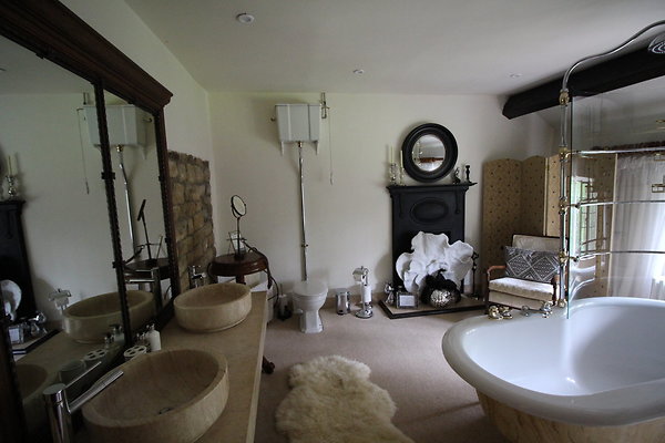 Upper House051 Upper House051