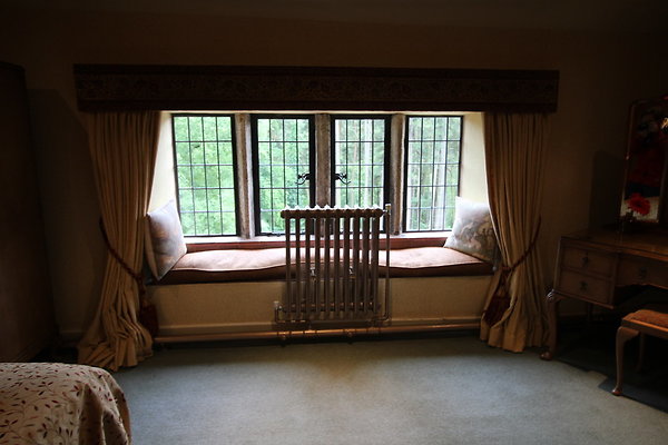 Upper House054 Upper House054