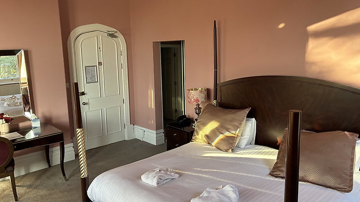 HollinHouse041 HollinHouse041