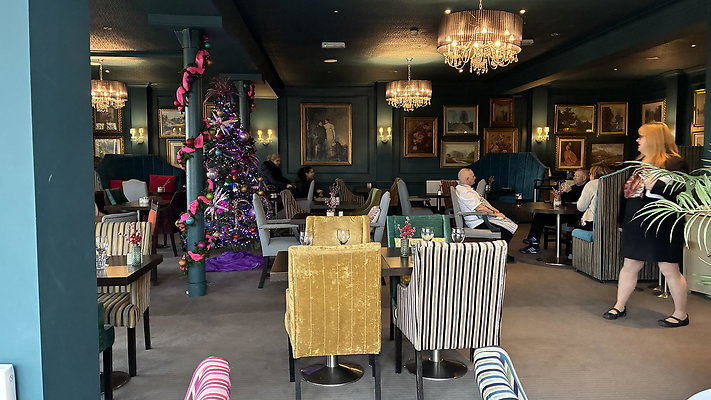 HollinHouse011 HollinHouse011